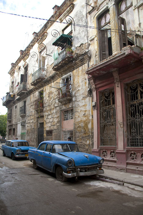  it it reminded me of my recent visit to havana with its retro cars 